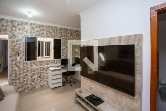 Casa para alugar com 5 quartos, 144m² em Centro, Diadema