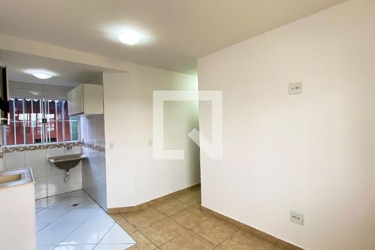 Apartamento para alugar com 2 quartos, 37m² em Parque Cisper, São Paulo