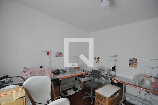 Quarto 1 de casa à venda com 3 quartos, 200m² em Vila Irmaos Arnoni, São Paulo