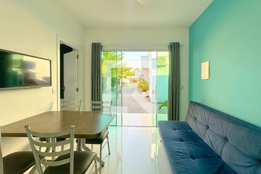 Sala de apartamento para alugar com 1 quarto, 33m² em São João do Rio Vermelho, Florianópolis