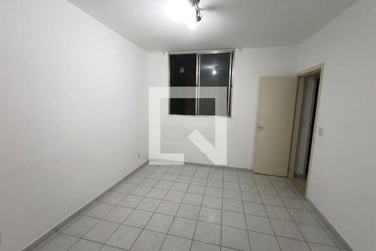 Apartamento para alugar com 3 quartos, 76m² em Vila dos Alpes, Goiânia