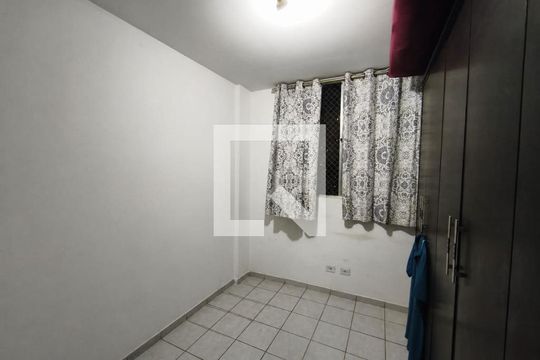 Quarto de apartamento para alugar com 3 quartos, 76m² em Vila dos Alpes, Goiânia