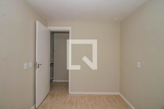 Quarto 1 de apartamento para alugar com 2 quartos, 47m² em Sarandi, Porto Alegre