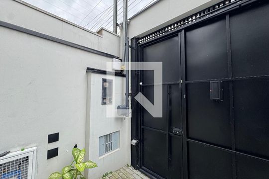 Detalhe de casa à venda com 3 quartos, 140m² em Bela Vista, Osasco