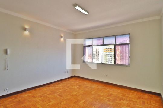 Apartamento para alugar com 3 quartos, 115m² em Centro, Uberlândia