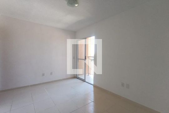 Sala de apartamento para alugar com 2 quartos, 46m² em Santa Amélia, Belford Roxo