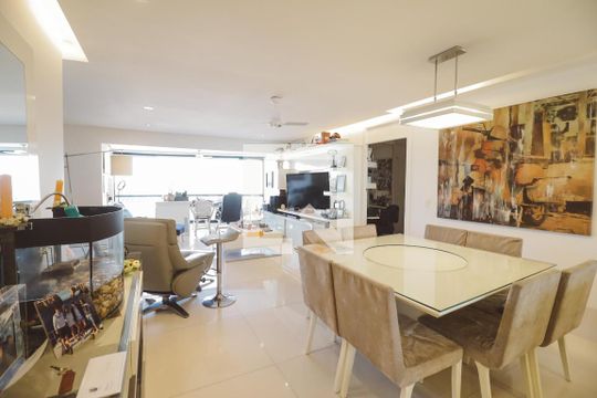 Sala de apartamento à venda com 4 quartos, 138m² em Santa Teresinha, São Paulo