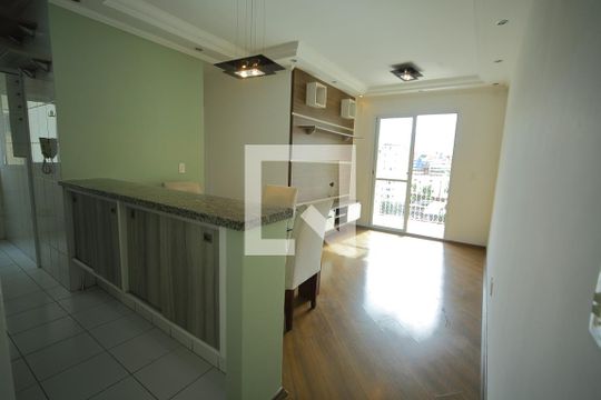 Sala de apartamento à venda com 3 quartos, 56m² em Santa Terezinha, São Bernardo do Campo