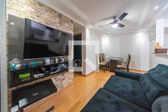 Sala de apartamento à venda com 2 quartos, 49m² em Parque Sao Vicente, Santo André
