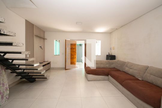 Sala de casa de condomínio à venda com 2 quartos, 140m² em Tropical, Contagem