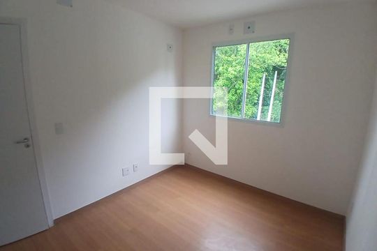 Quarto de apartamento para alugar com 2 quartos, 45m² em Recreio, Rio de Janeiro
