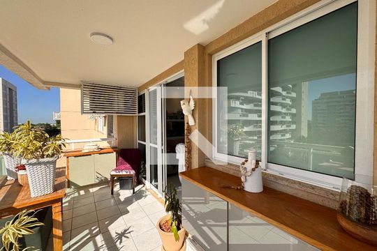 Apartamento à venda com 4 quartos, 107m² em Barra da Tijuca, Rio de Janeiro