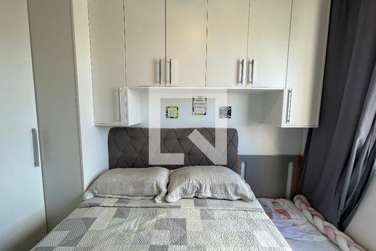 Quarto 1 de apartamento à venda com 2 quartos, 40m² em Jardim Alvorada (zona Oeste), São Paulo
