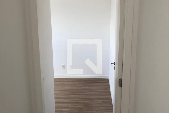 Quarto de apartamento à venda com 2 quartos, 40m² em Campanário, Diadema