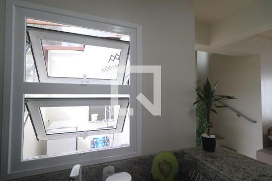 Cozinha de casa de condomínio à venda com 2 quartos, 72m² em São José, Novo Hamburgo