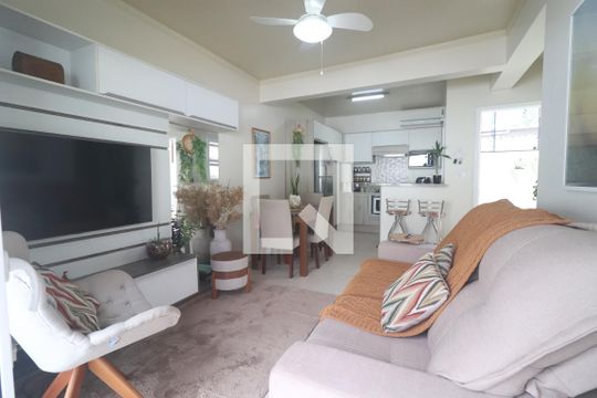 Casa de Condomínio à venda com 2 quartos, 72m² em São José, Novo Hamburgo
