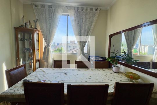 Sala de apartamento para alugar com 3 quartos, 70m² em Jardim Santa Edwirges, Guarulhos