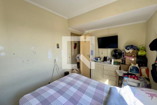 Quarto 1 de apartamento para alugar com 3 quartos, 70m² em Jardim Santa Edwirges, Guarulhos