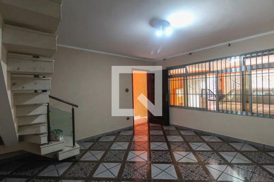 Casa à venda com 3 quartos, 125m² em Jardim Iva, São Paulo