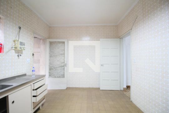 Cozinha de casa à venda com 2 quartos, 123m² em Jardim Bom Tempo, Taboão da Serra