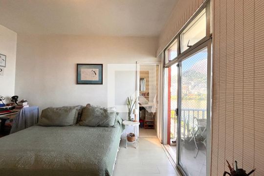 Suite  de apartamento à venda com 3 quartos, 120m² em Lagoa, Rio de Janeiro