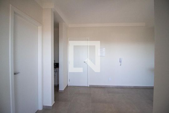 Sala de apartamento para alugar com 1 quarto, 41m² em Jardim America, Sorocaba