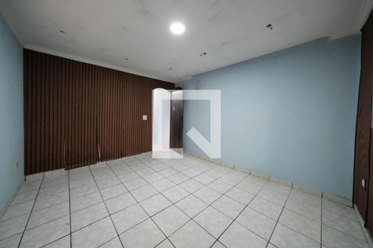 Quarto 1 de casa para alugar com 3 quartos, 86m² em Parque Boturussu, São Paulo