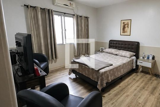 Quarto 1 de casa para alugar com 2 quartos, 127m² em Harmonia, Canoas