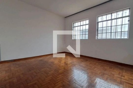 Casa para alugar com 3 quartos, 369m² em Betânia, Belo Horizonte