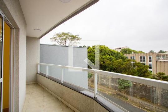 Varanda da sala e quarto 2 de apartamento à venda com 2 quartos, 100m² em Jardim Utinga, Santo André