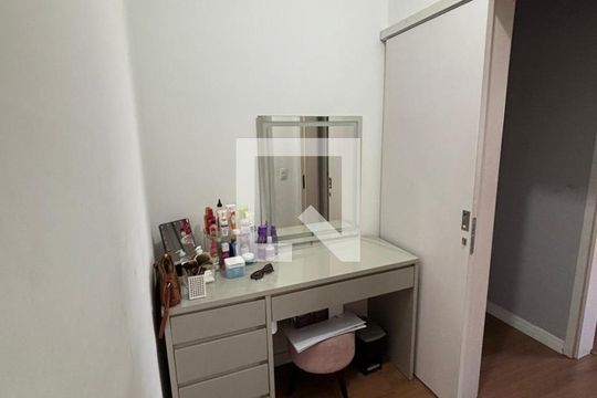 Quarto de apartamento à venda com 2 quartos, 65m² em Baeta Neves, São Bernardo do Campo