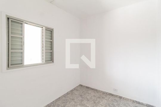 Quarto 2 de casa para alugar com 2 quartos, 67m² em Iapi, Osasco
