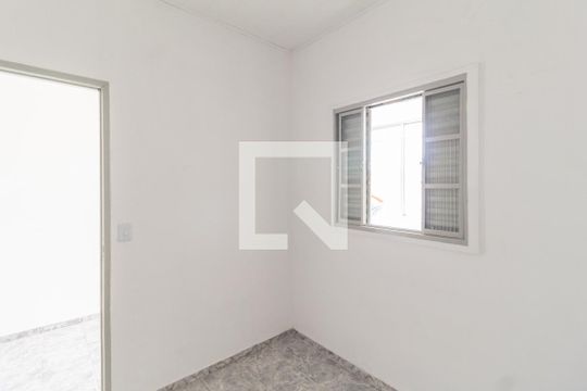 Quarto 2 de casa para alugar com 2 quartos, 67m² em Iapi, Osasco