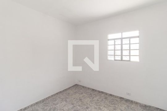 Sala de casa para alugar com 2 quartos, 67m² em Iapi, Osasco