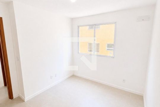 Sala de apartamento para alugar com 2 quartos, 60m² em Jardim Alvorada, Nova Iguaçu