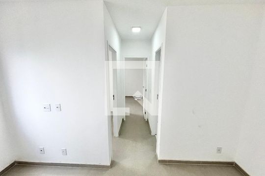 Corredor de apartamento à venda com 2 quartos, 39m² em Vila Nova Cachoeirinha, São Paulo