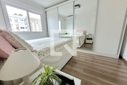 Quarto 1 de apartamento à venda com 3 quartos, 78m² em Marechal Rondon, Canoas