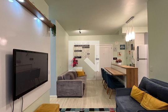 Apartamento para alugar com 2 quartos, 74m² em Marapé, Santos