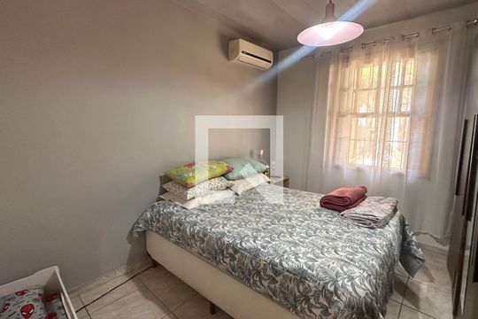 Casa à venda com 2 quartos, 200m² em Vila Cordeiro, São Paulo