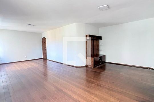Apartamento à venda com 4 quartos, 179m² em Funcionários, Belo Horizonte