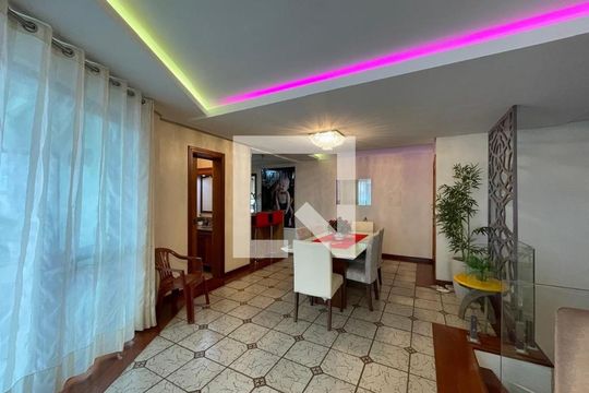Apartamento à venda com 3 quartos, 194m² em Rio Branco, Novo Hamburgo