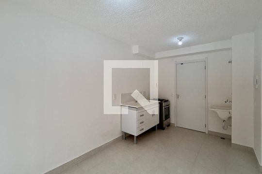Sala  de apartamento para alugar com 2 quartos, 35m² em Socorro, São Paulo