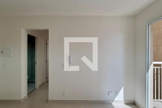 Sala  de apartamento para alugar com 2 quartos, 35m² em Socorro, São Paulo