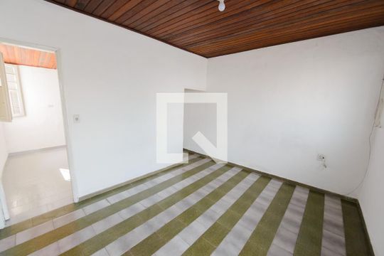 Sala de casa para alugar com 1 quarto, 60m² em Parque Sao Luis, Taubaté