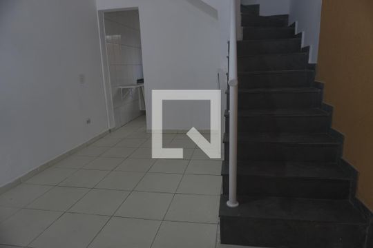 Casa de Condomínio para alugar com 2 quartos, 64m² em Guaianases, São Paulo