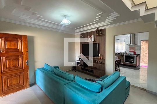 Sala de casa à venda com 3 quartos, 128m² em Santa Terezinha, Santo André