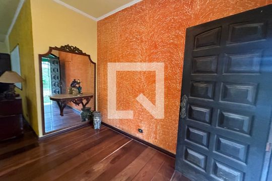 Sala de casa de condomínio à venda com 5 quartos, 4203m² em Recanto Maravilha Iii, Barueri