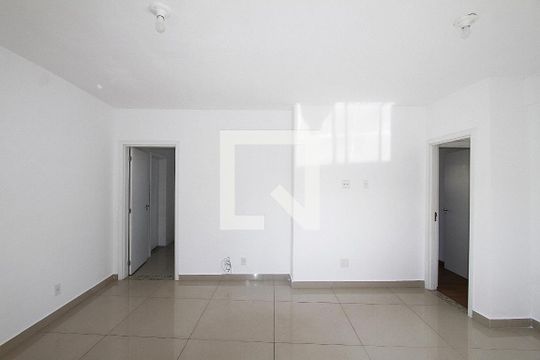 Sala de apartamento para alugar com 3 quartos, 92m² em Padre Eustáquio, Belo Horizonte