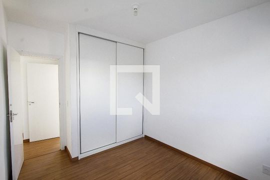 Quarto 1  de apartamento para alugar com 3 quartos, 92m² em Padre Eustáquio, Belo Horizonte