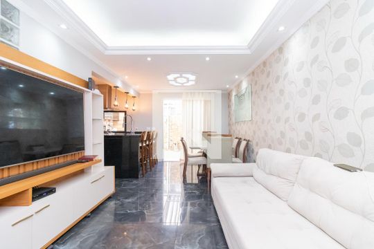 Sala de casa de condomínio à venda com 3 quartos, 100m² em Jardim Santa Maria, São Paulo